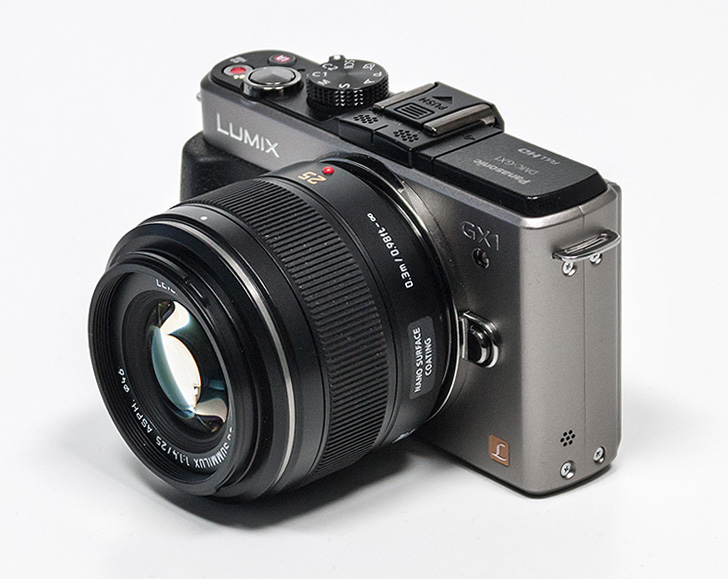 Panasonic Leica DG Summilux 25mm f/1.4 ASPH